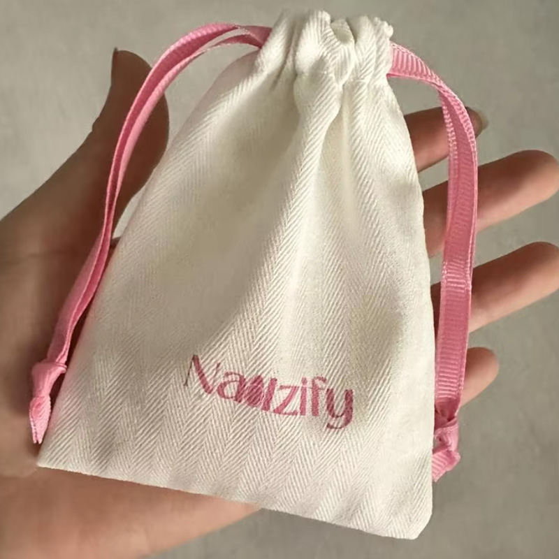 Luksusowa torba ze sznurkiem z – Luxury Bags Logo recenzja i cena
