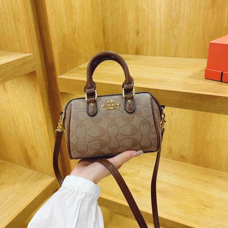 Luksusowa torba na pieluchy w  – Luxury Bags Logo recenzja i cena