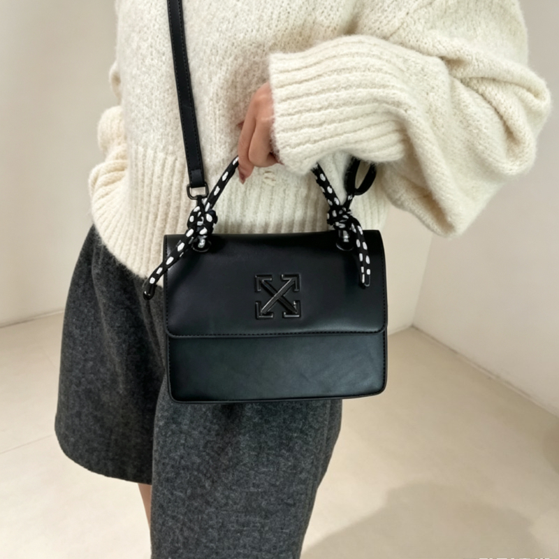 Modna torba listonoszka w styl – Luxury Bags Logo recenzja i cena